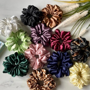 Mini Scrunchie 23 Farben Schönes Haargummi Chouchou Handgemacht in Deutschland Bild 1