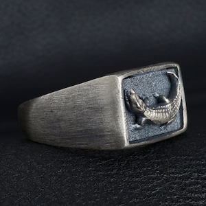 Silver Crocodile Ring, Mens Reptle Ring,  Pinky Men's Ring, Handmade Sterling Silver Animal Signet Men Ring, Animal Lover Gift