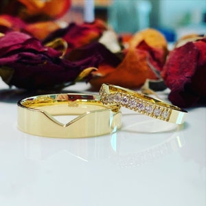 10k Yellow Gold Wedding Bands Set, Engagement Rings,Couple rings, Matching Wedding Band Set, Wedding Band His and Hers, Wedding Rings Woman