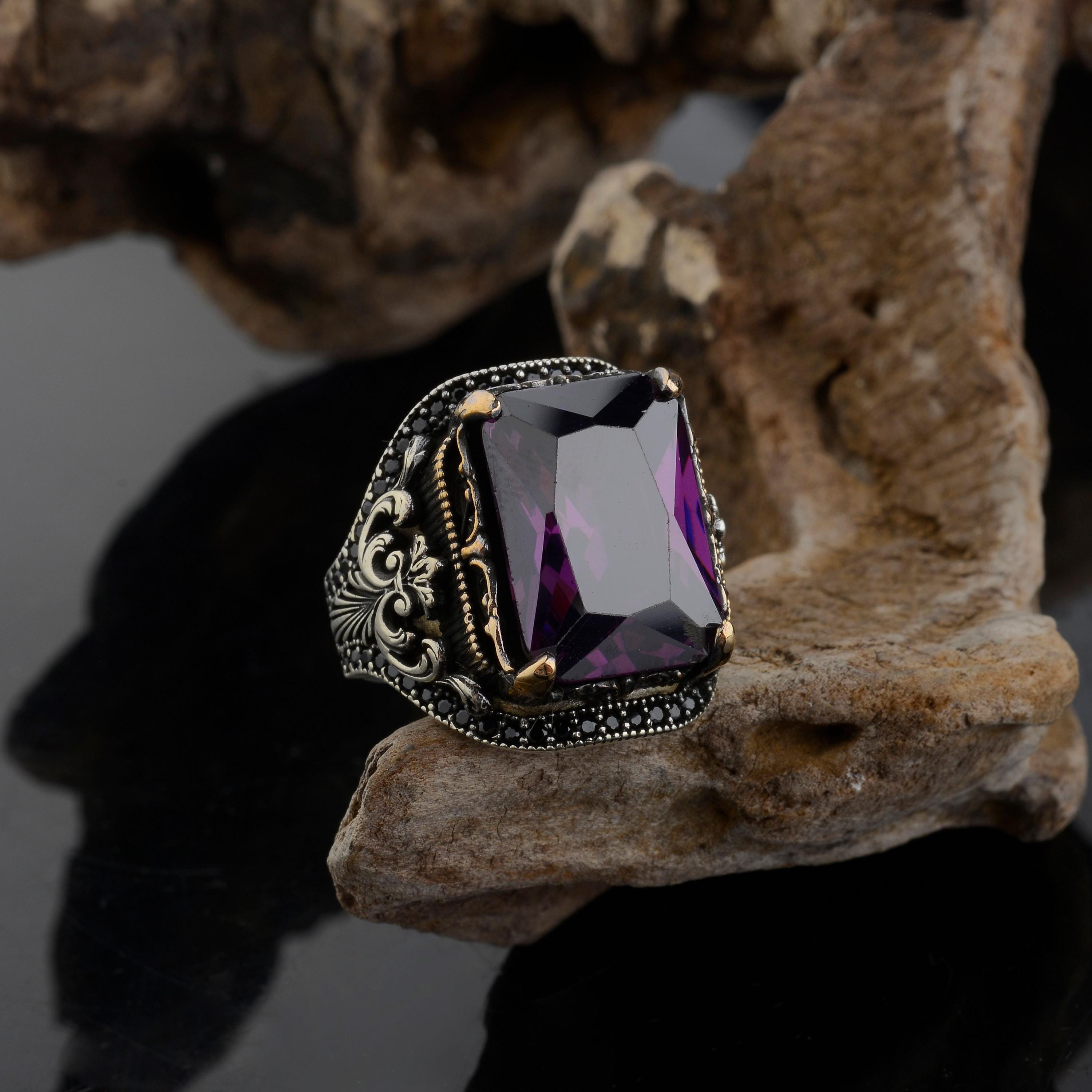 Anello con smeraldo fatto a mano: fascia artigianale in argento sterling, pietra preziosa verde, fascia di design - Italia