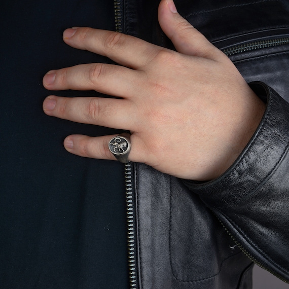Sterling Silver Lion Head Ring: Oxidized Biker Signet Ring - Etsy 日本