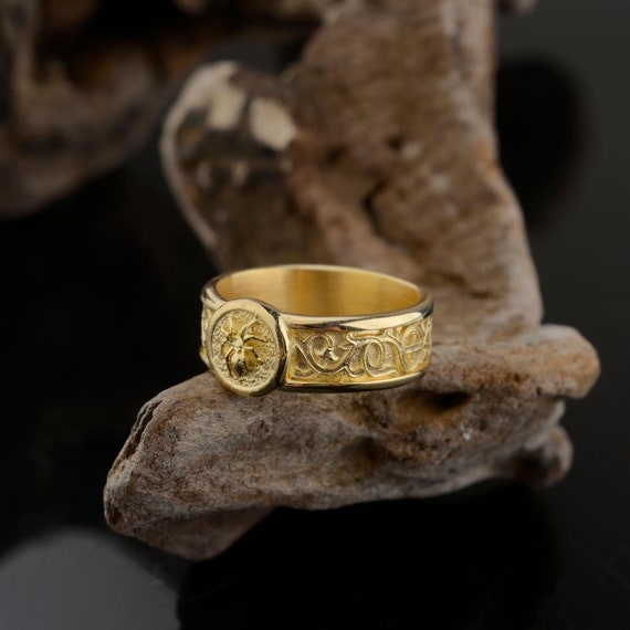 10k Gold Spider Signet Ring: Sterling Silver 3D Band - Etsy