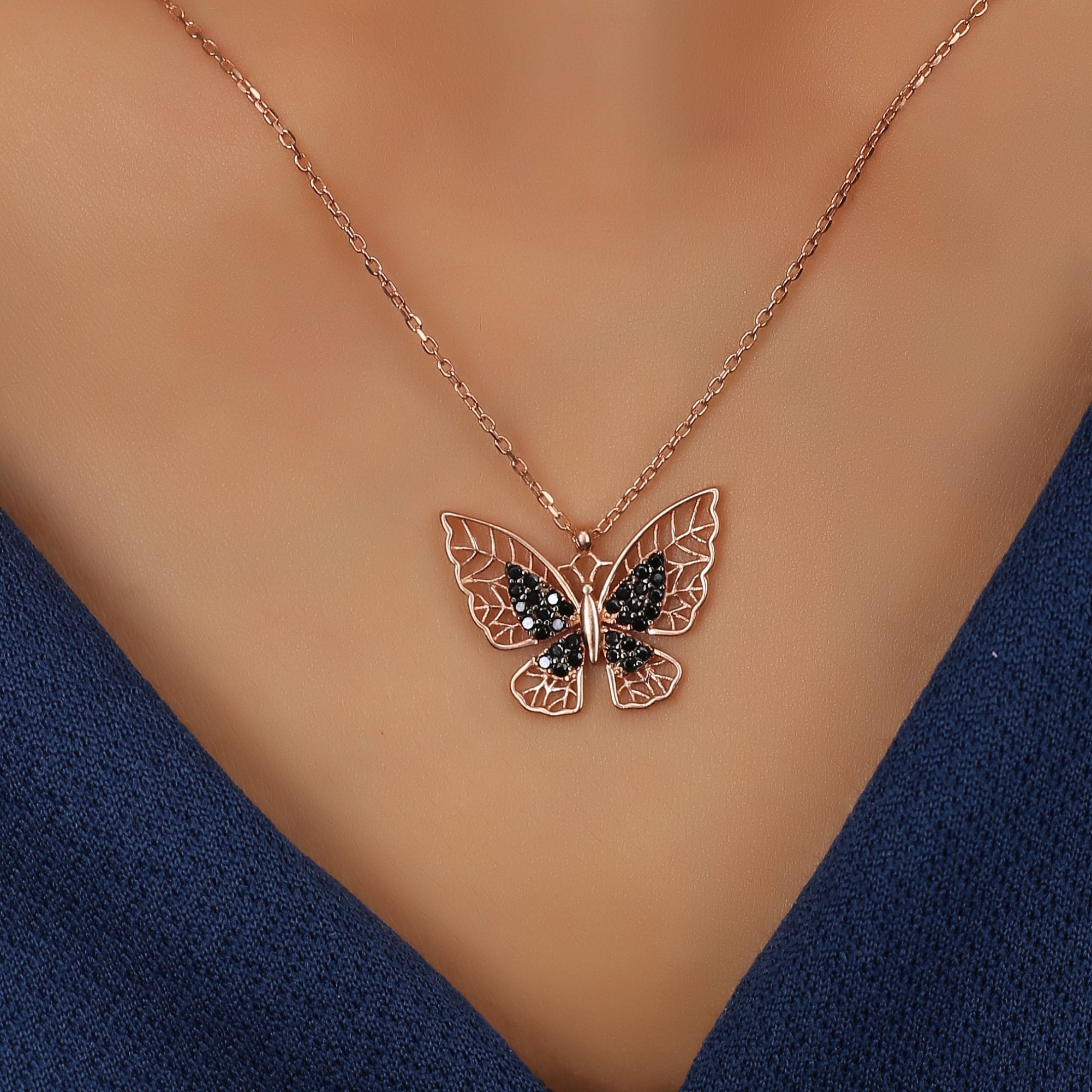 Ciondolo Portafortuna Farfalla In Ematite &ndash; Collana Guarigione Con Sacchetto Regalo Omaggio