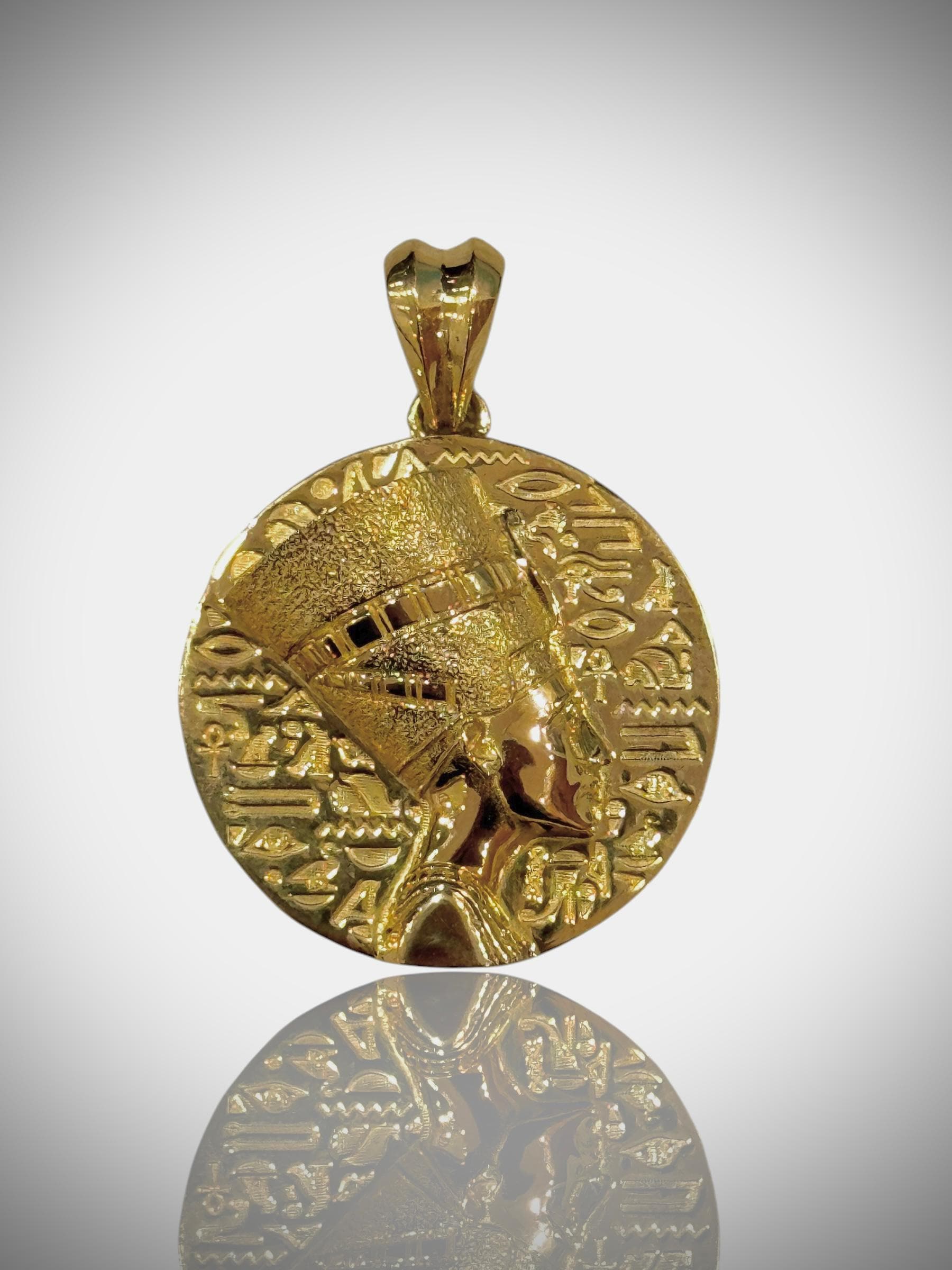 Collana con pendente Nefertari, vermeil in oro 14 carati, argento sterling, regina egizia - Italia