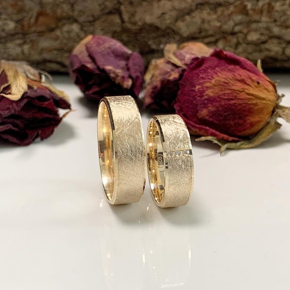 Set di fedi nuziali in oro 14k, coppia di anelli, set di fedi nuziali  tradizionali, fede nuziale per lui e per lei, fedi nuziali donna, anello di  fidanzamento -  Italia