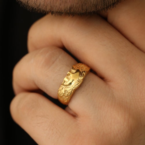 Gold Venus Ring, Aphrodite Eyes Ring, Goddess Venus Ring in