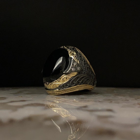 Anello Uomo In Acciaio Inox Con Onice Nero, Oro, Design Classico, Taglie Da 54 A 69, Peso 12g, Gioiello Elegante