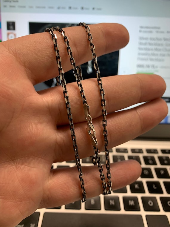 What are the best silver chains?