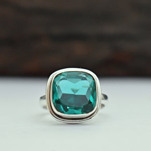 Tsavorite Ring, Cushion Shape Ring, 925 Sterling Silver Ring, Women Ring, Statement Ring, Tsavorite Gemstone Ring, Handmade Ring, Gift Ring