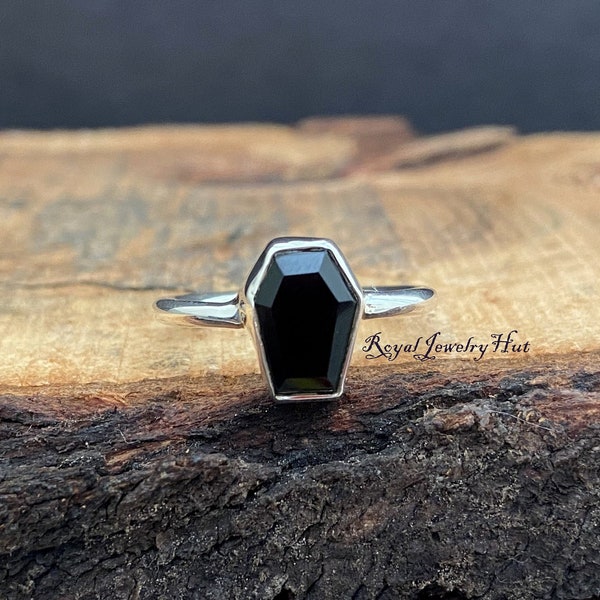 Tiny Coffin ring, Black Onyx Ring, Solid Sterling Silver Ring, handmade Ring, Gemstone Ring, Womens Ring, Gift ring, Black Onyx Coffin Ring