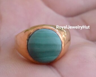 Anillo de malaquita, Anillo de plata de ley sólida 925, Relleno de oro de 22k, Anillo de hombre, Anillo de sello, Anillo de declaración, Anillo grabado, Anillo de regalo