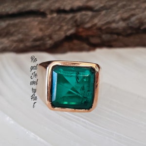 Emerald Signet Ring, Men Ring,  Women Ring, 925 Solid Sterling Silver Ring, Green Emerald Ring, Gemstone Ring, Statement Ring, Gift Ring