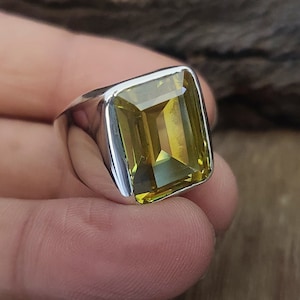 Peridot Signet Ring, Men Women Ring, 925 Solid Sterling Silver Ring, Peridot Quartz Ring, Statement Ring, Promise Ring, Gift Ring