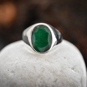 Natural Emerald Ring, 925 Sterling Silver Ring, Emerald Gemstone Ring, Handmade Ring, Green Stone Ring, Mens Heavy Ring, Gift Ring