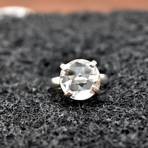 Handgemachte runde Bergkristall Sterling Silber Ring, Damen Geschenk