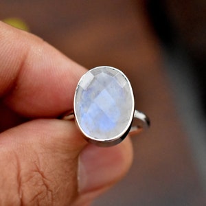 Oval Rainbow Moonstone Ring: Handmade 925 Sterling Silver