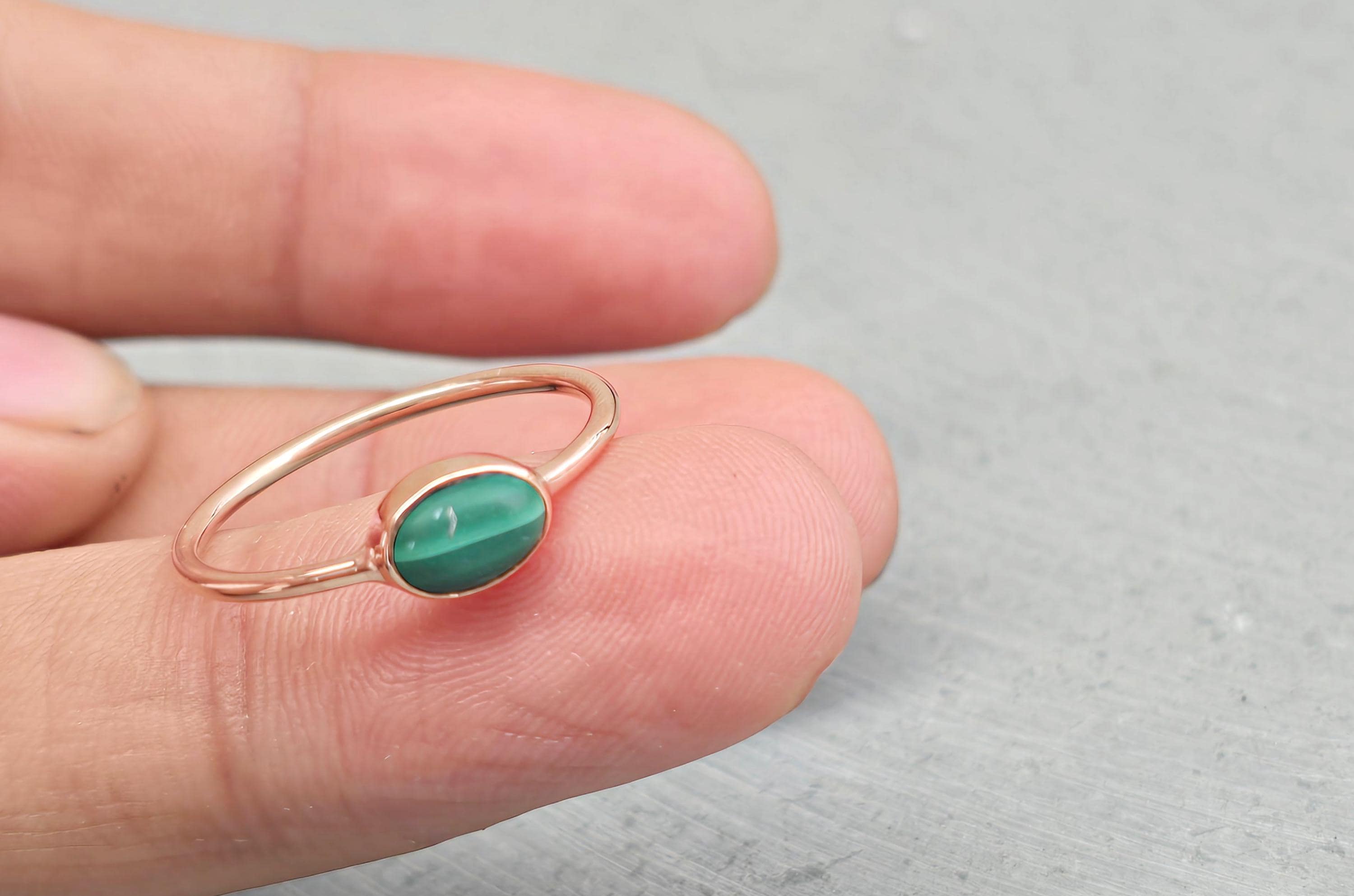 Natural Malachite Minimalist Ring, 925 Solid Sterling Silver, Green Malachite Ring, Small Gemstone Ring, Statement Ring, Mothers Day Gift