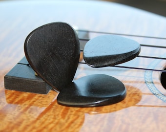 Dell Arte GP-2031 Ebony flat pick Set of 3 picks