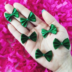 10 papillon verde muschio, mini fiocchi artigianali, fiocchi di raso natalizio, fiocco decor bomboniera, fabbricazione di bambole, fornitura di cucito, mini applique, abbigliamento in miniatura