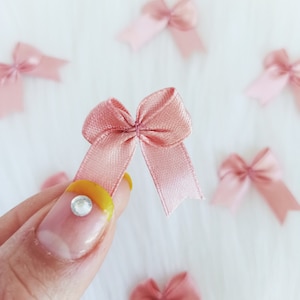 Rose Gold Satin Schleifen (25/50 Stück), Seide Geschenk Schleifen, Baby Mädchen Dusche, Rosa Schleifen, Dessous Schleifen, Basteln Schleifen, Geschenkanhänger Schleife, Karte Einladung Schleife