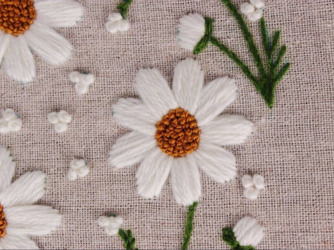 Daisy flowers wreath diy embroidery kit8inchesbring you the  etsy Daisy flowers wreath diy embroidery kit8inchesbring you the  etsy