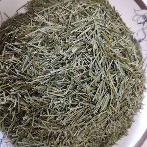 8.8OZ High Quality Pine needle tea, Green Pine Tea, Pine Tea