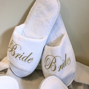 PERSONALISED bridesmaids SLIPPERS|Wedding Slippers|Bridal shower gift|Bride slippers|Getting ready slippers|Custom Slippers|Name Slipper