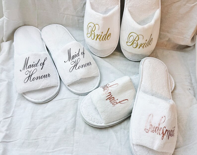 PERSONALISED bridesmaids SLIPPERS|Wedding Slippers|Bridal shower gift|Bride slippers|Getting ready slippers|Custom Slippers|Name Slipper