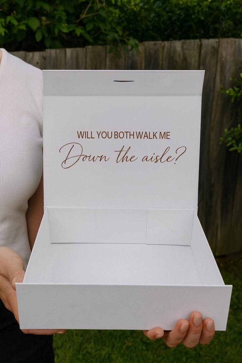 Luxury Gift Box|Magnetic Gift Box|Bridesmaid Maid of Honour gift box|Best man gift box|Personalised Name Box|Birthday Box|Groomsman Box image 17