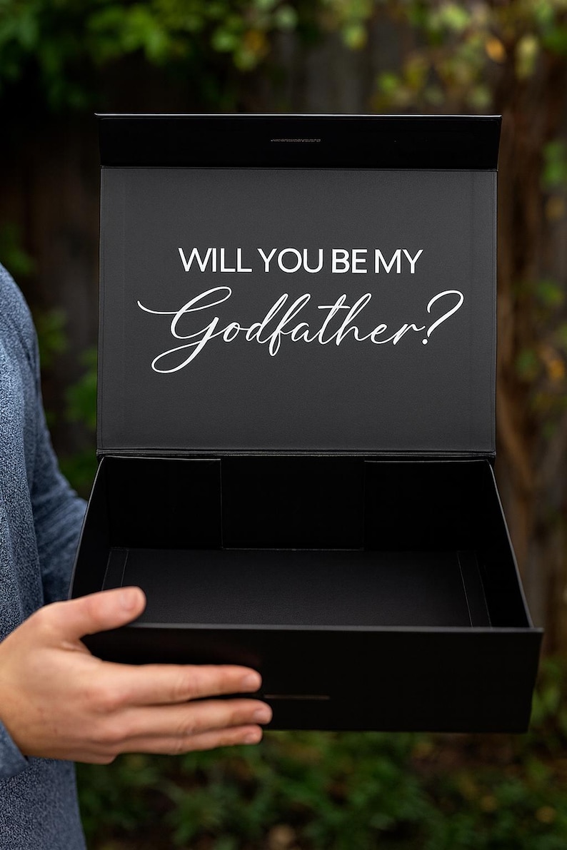 Luxury Gift Box|Magnetic Gift Box|Bridesmaid Maid of Honour gift box|Best man gift box|Personalised Name Box|Birthday Box|Groomsman Box image 20