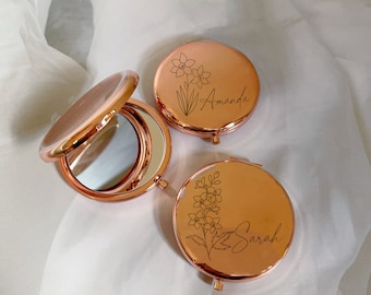 ENGRAVED PERSONALISED rose gold birthflower compact MIRROR| Custom name mirror|Pocket Mirror|Bridesmaid gift proposal|name mirror