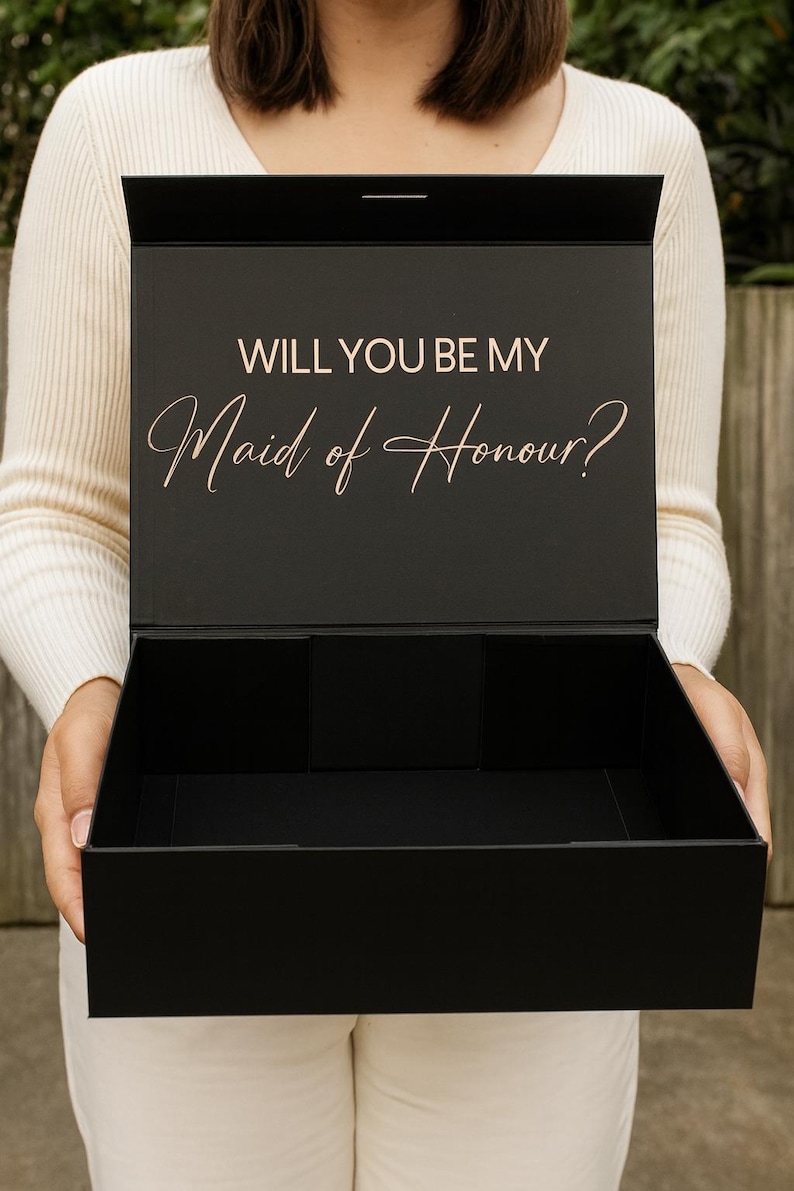 Luxury Gift Box|Magnetic Gift Box|Bridesmaid Maid of Honour gift box|Best man gift box|Personalised Name Box|Birthday Box|Groomsman Box image 18