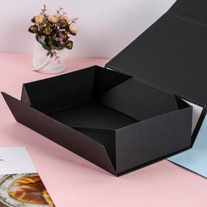 Luxury Gift Box|Magnetic Gift Box|Bridesmaid Maid of Honour gift box|Best man gift box|Personalised Name Box|Birthday Box|Groomsman Box