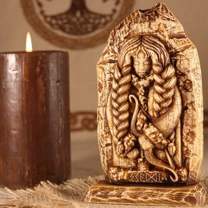 Skadi Statue: Hand Carved Ash Wood Norse Goddess Altar