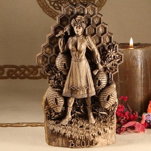 Béole Bee goddess Goddess statue Norse pagan Goddess figurine Norse gods Heathen Honey bee decor Norse altar Honeybee Beekeeper gift Asatru