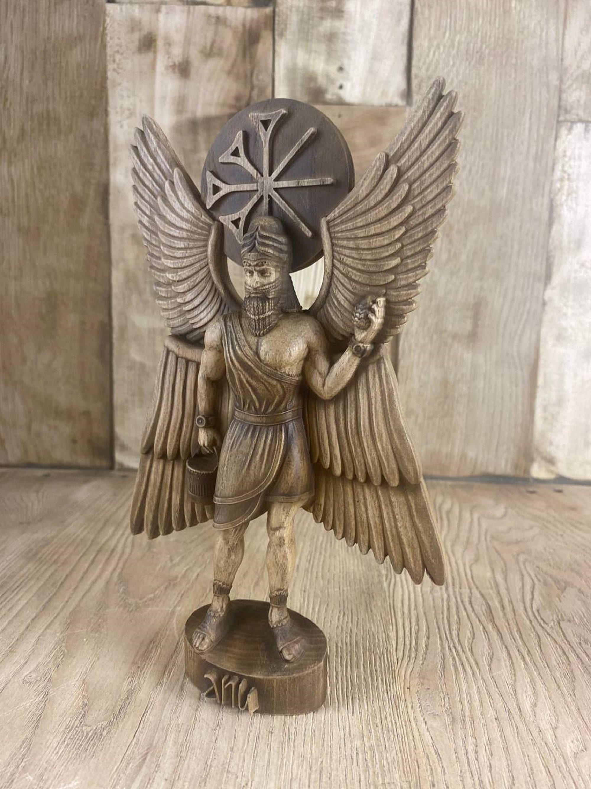 アヌの木製像：シュメールの神、メソポタミア美術（8インチ） - Etsy 日本