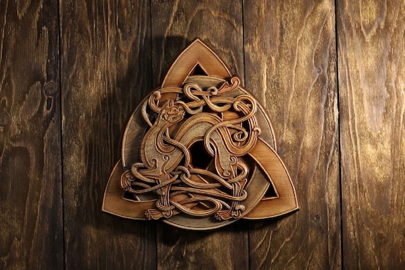 Trinity Knot Panel Carving Trinity Knot Panel Carving