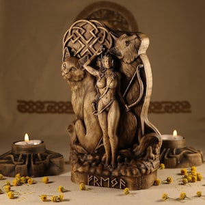 Freya Asatru altar Freyja Goddess statue Freya cats Freyja statue Freja Wooden statue Norse mythology Asatru Valhalla Sculpture Wood carving