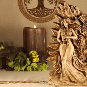 The morrigan statue, Goddess statue altar decor, wooden sculpture