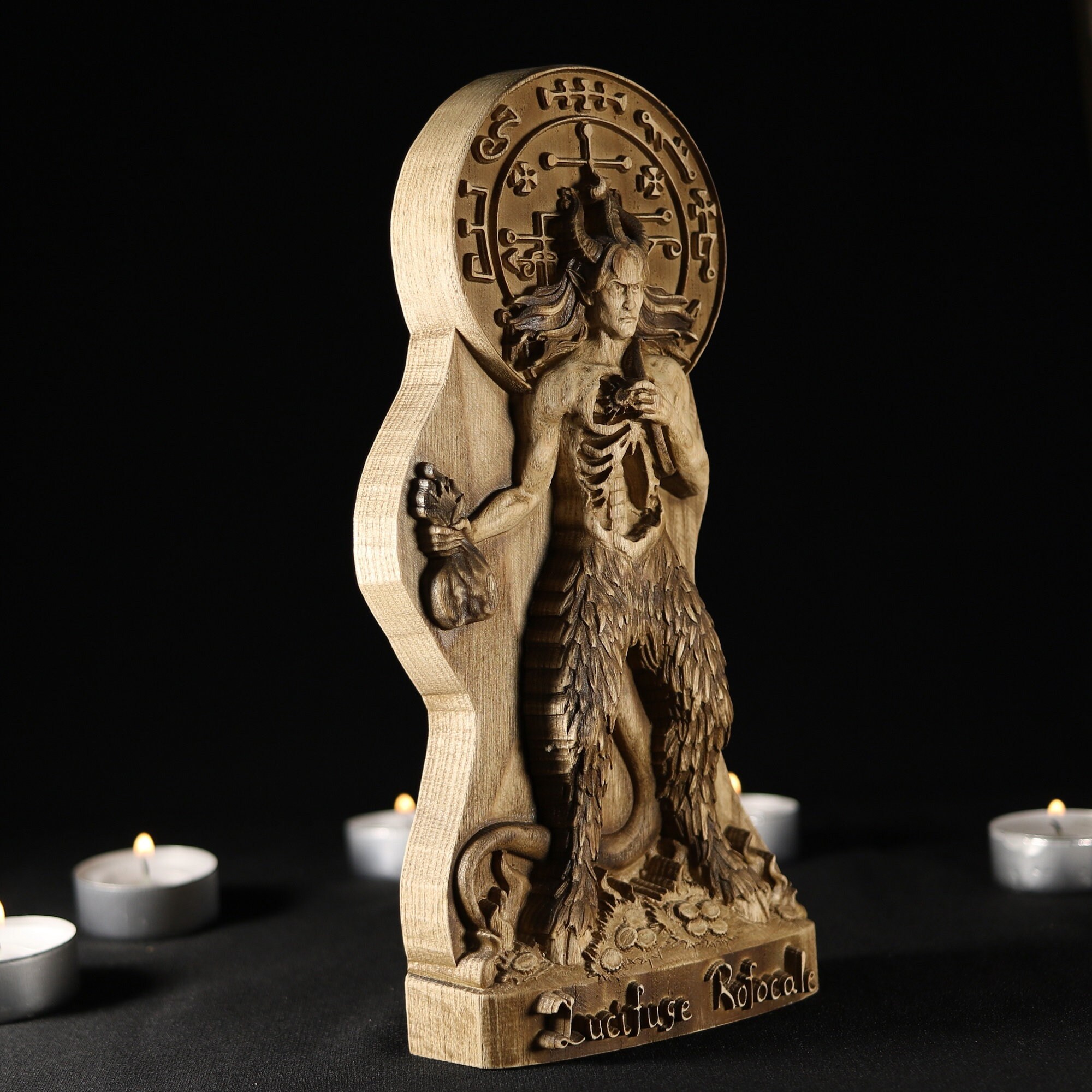 ルキフゲ・ロフォカレの悪魔像、トネリコの木のゴシック装飾 - Etsy 日本