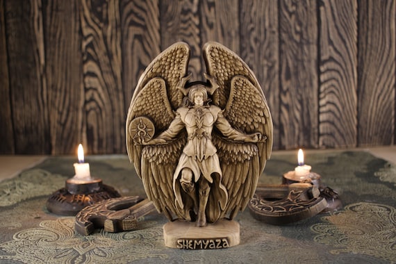 シェミヤザ堕天使像：手作りのトネリコ材彫刻 - Etsy 日本