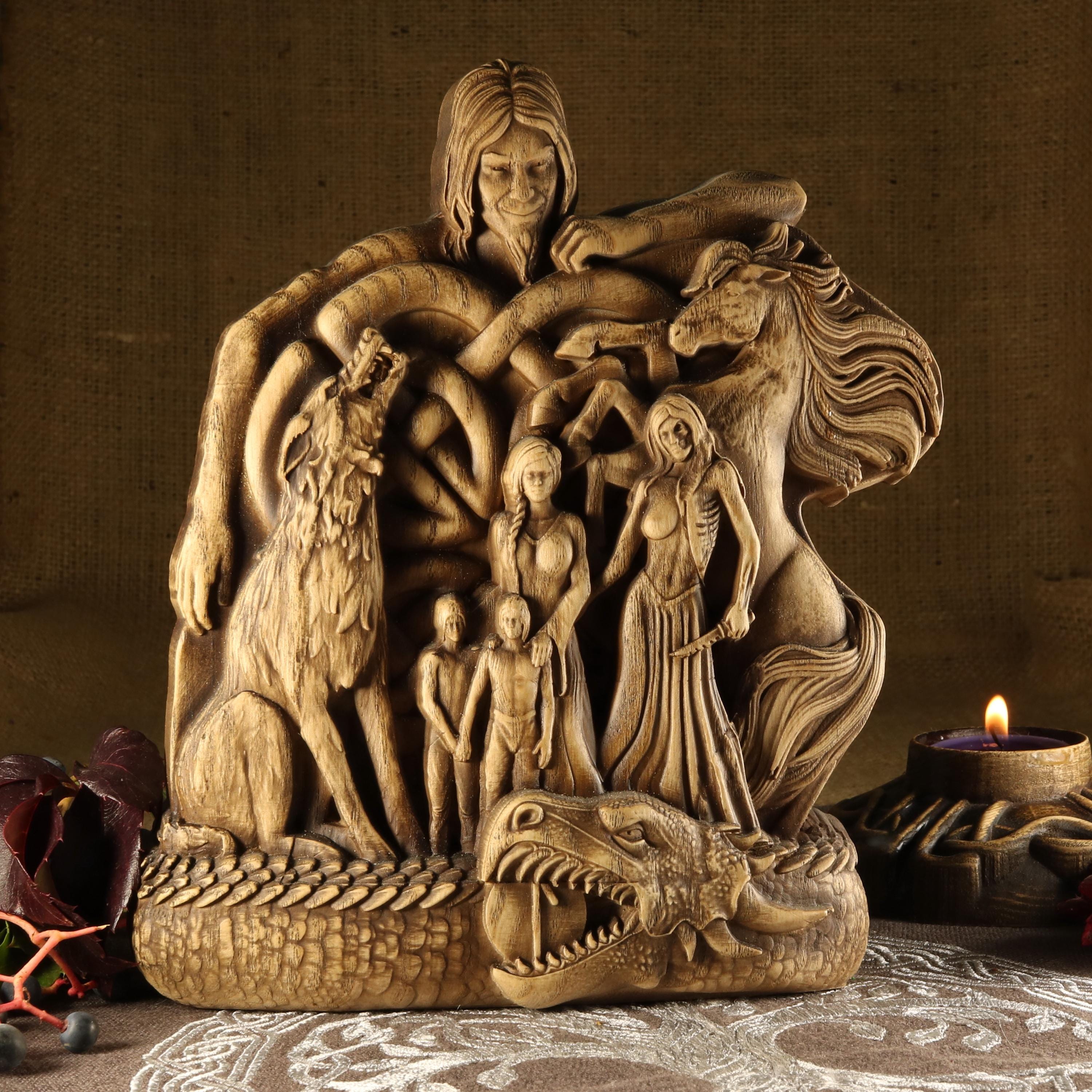 ロキ一族の木彫像、北欧異教の神々の木彫り - Etsy 日本