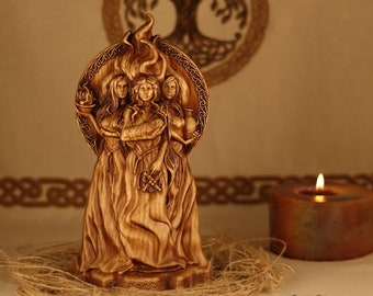 Brigid, Brigid goddess, Fertility Goddess brigid, Imbolc, Brigit goddess Irish goddess Celtic goddess Witchcraft Wooden statue Saint brigid