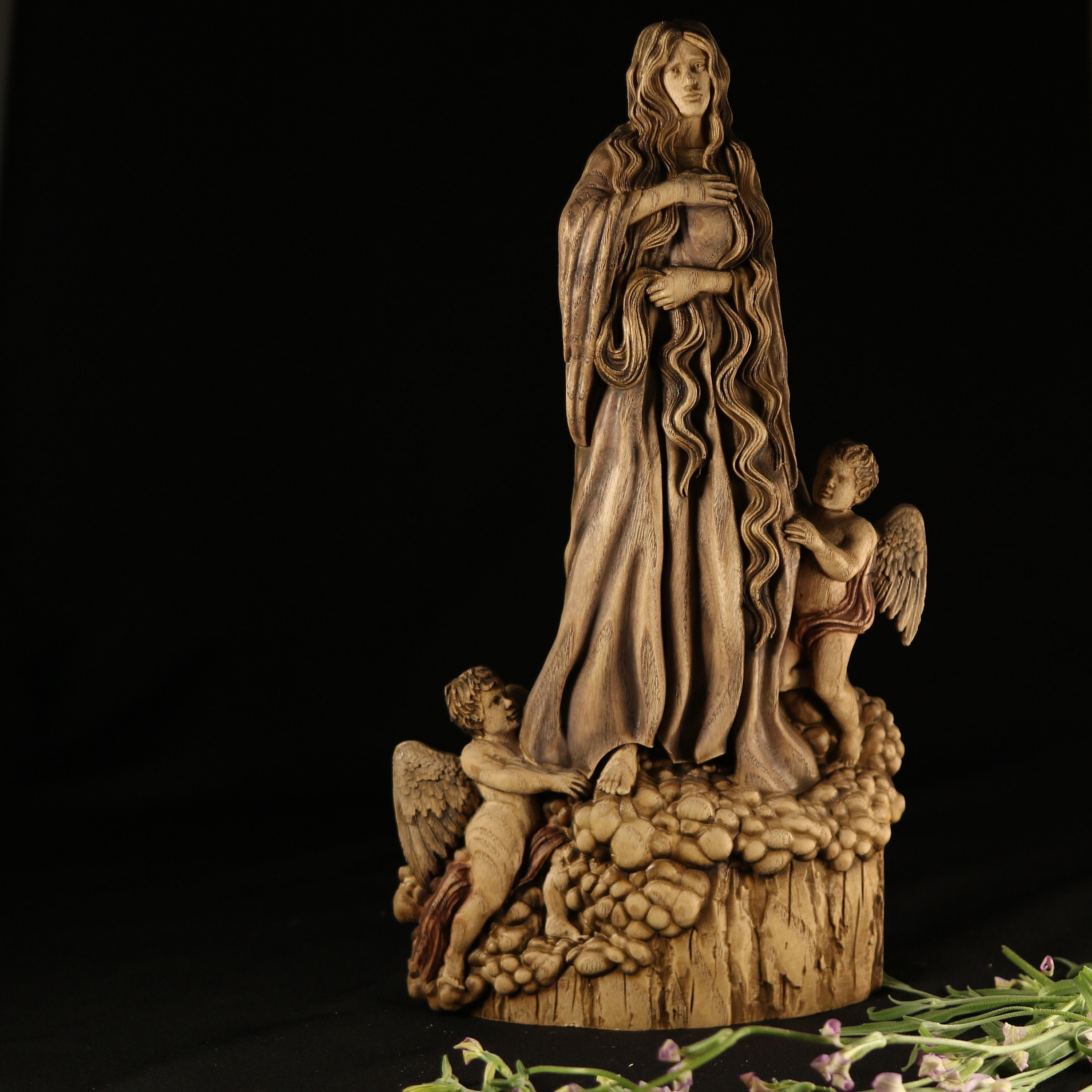 手作りのマグダラのマリア像：彫刻されたトネリコ材の宗教彫刻 - Etsy 日本