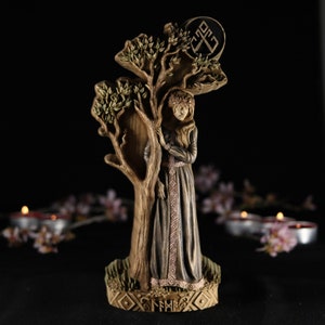Lelya, Slavic goddess, Slavic pagan, Goddess statue Slavic gods Goddess of spring Pagan statue Slavic mythology Slavic paganism Wood carving
