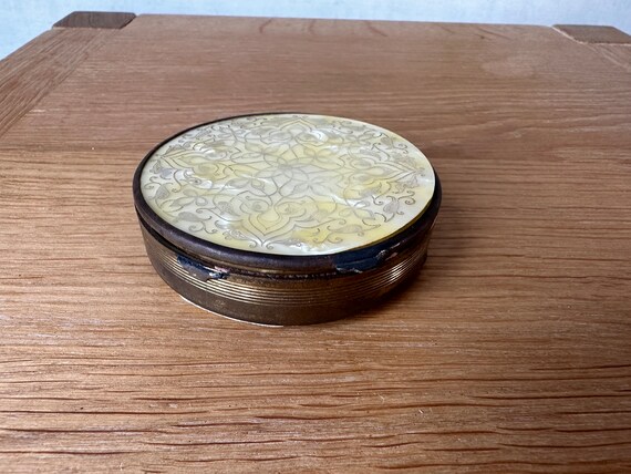 Vintage French powder compact very old unique - image 1