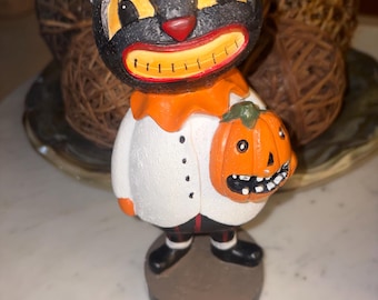 Halloween black cat