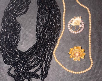 Vintage necklace & pins