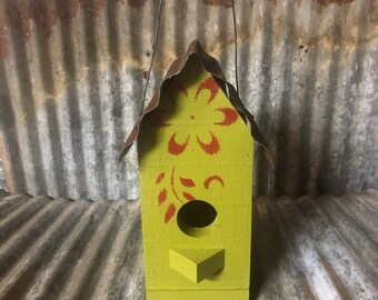 Cedar stencil birdhouse