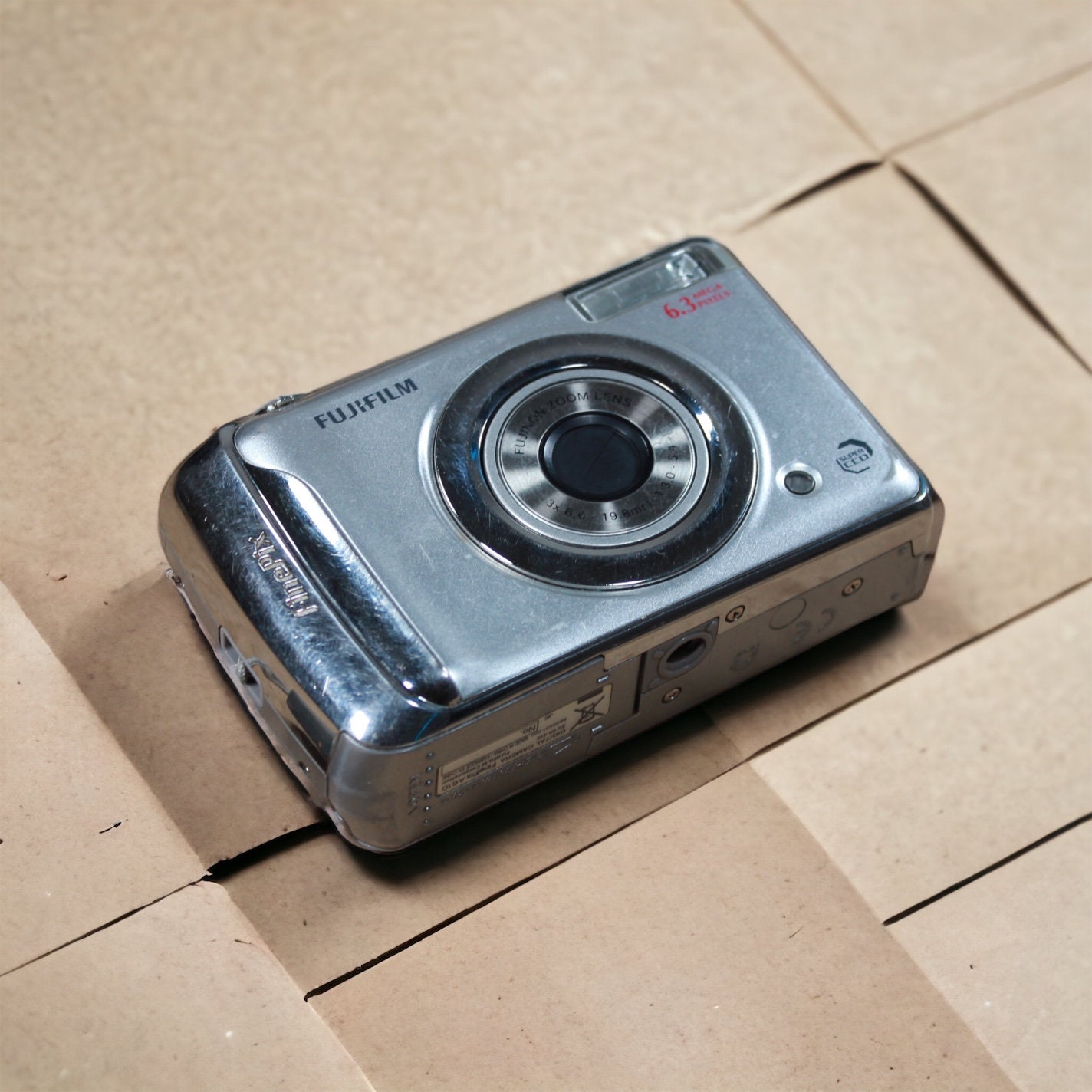 極美品】FUJIFILM FINEPIX A610 デジタルカメラ 【公式通販】